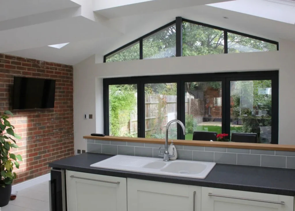 https://buildersoxshott.co.uk/wp-content/uploads/2025/05/100523-7-1-1024x731-1.jpg