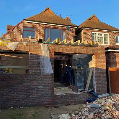 https://buildersoxshott.co.uk/wp-content/uploads/2025/05/gallery-extension-1-thumb.png